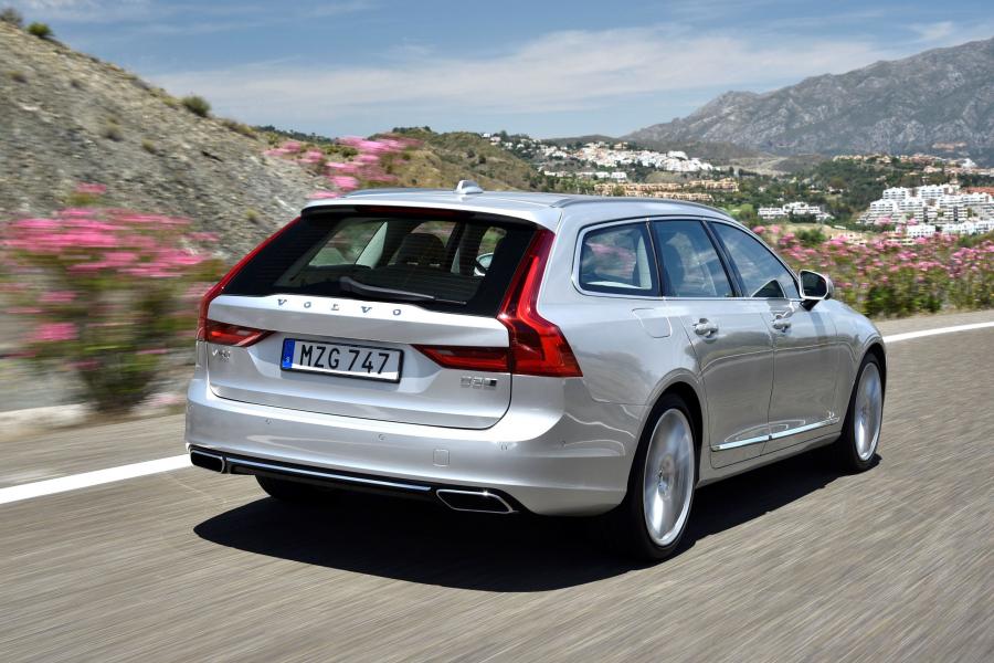  Volvo V90 D5 Inscription 2016 года  (фото 16 из 31)